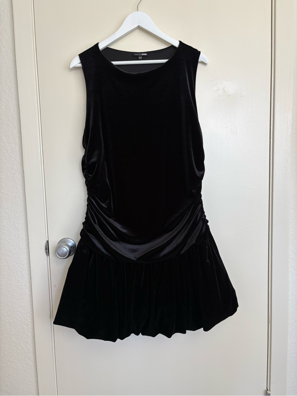 Fashion Nova Black Velvet Dress with Bubble Skirt Size L